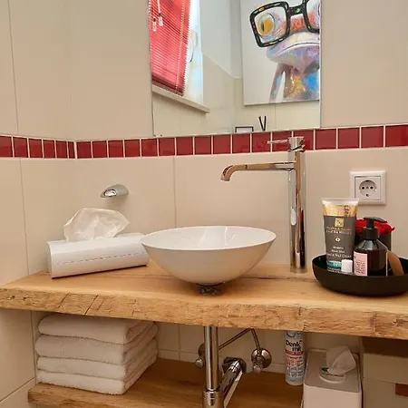 Elegante, Moderne Im Grunen Apartment