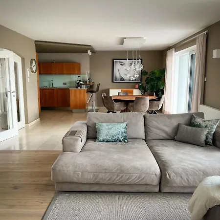 Elegante, Moderne Im Grunen Apartment *