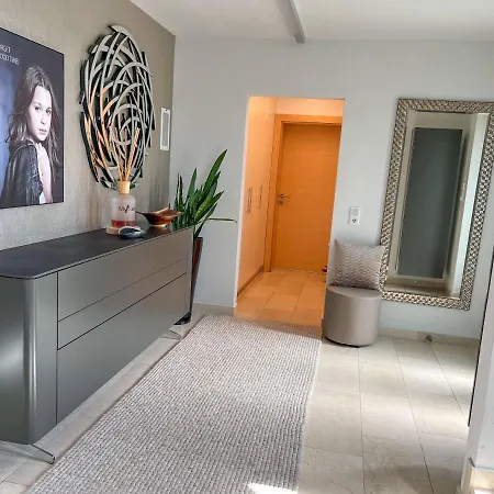 Apartment Elegante, Moderne Im Grunen *