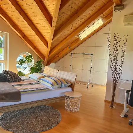 Apartment Elegante, Moderne Im Grunen