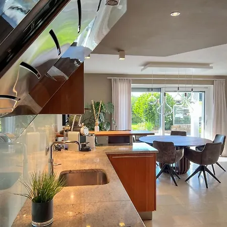 Apartment Elegante, Moderne Im Grunen *